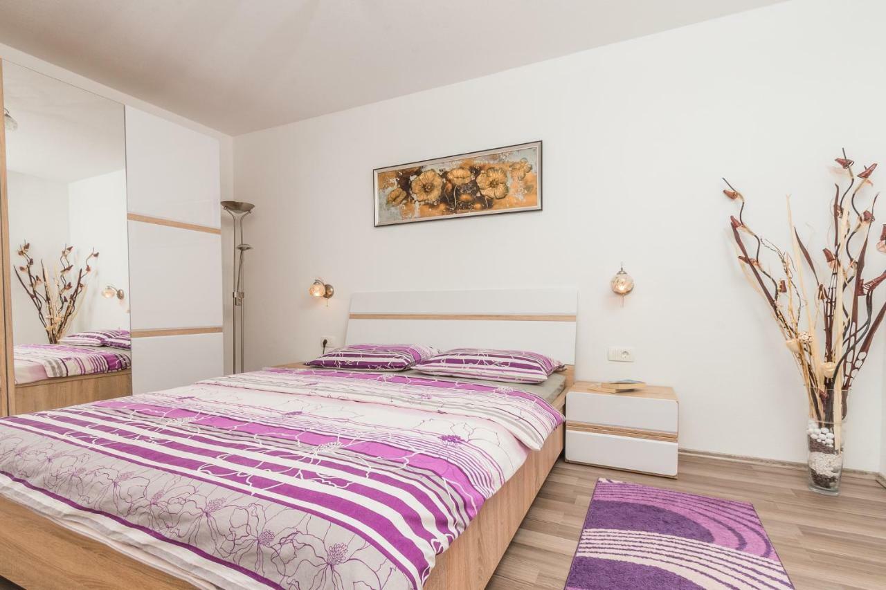 Apartments Karalic Цриквениця Екстер'єр фото